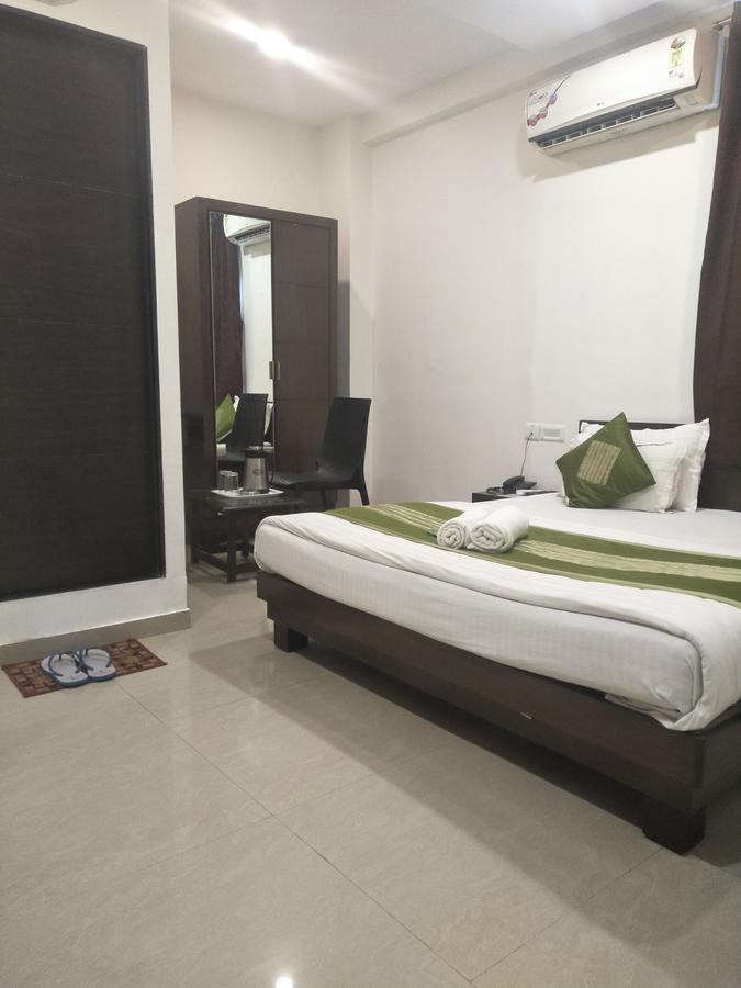 Hotel Ambience Sarkhej 외부 사진
